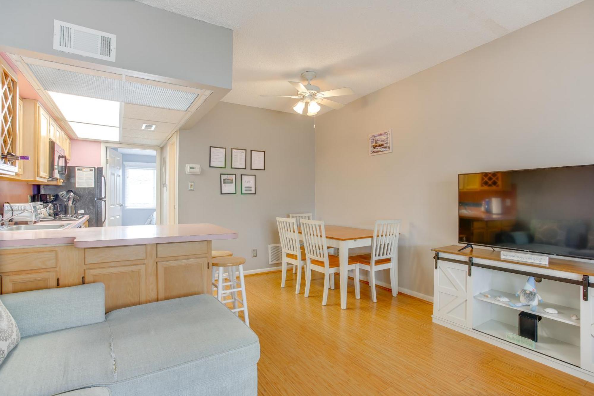 Quaint Wildwood Condo About Walk To Beach! Exterior photo